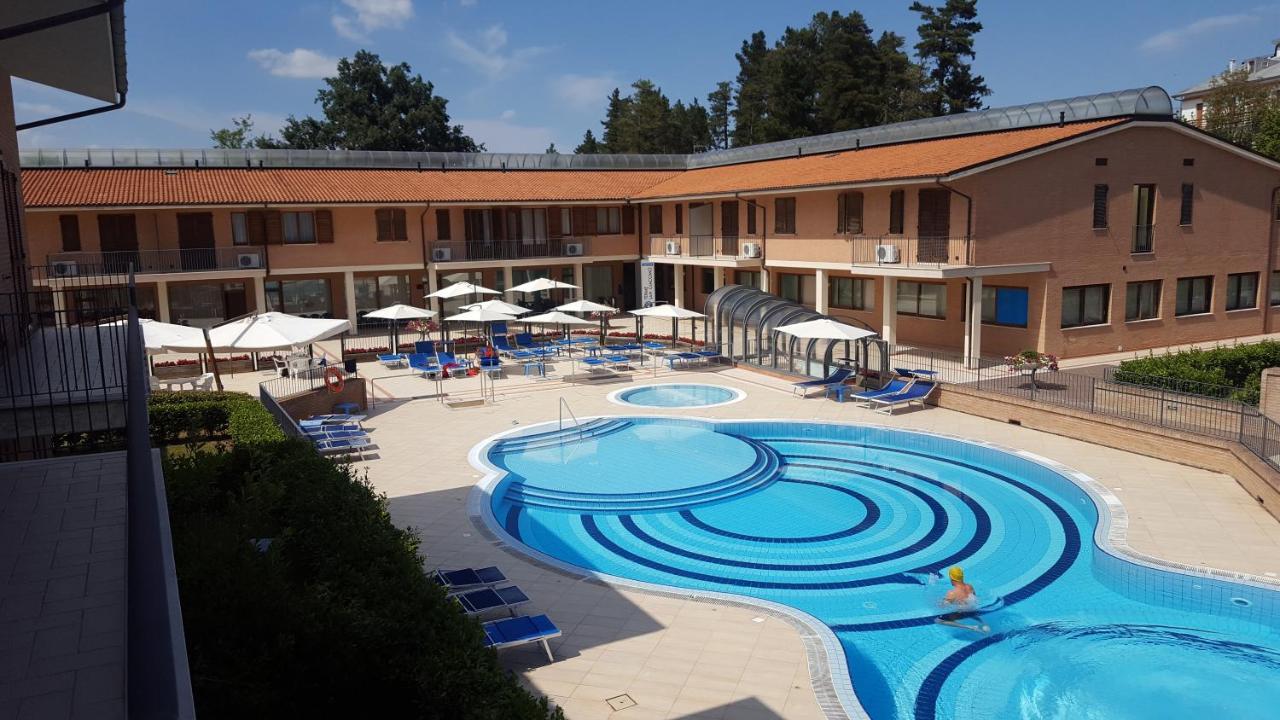 Residence Terme Di San Giacomo Sarnano Eksteriør bilde